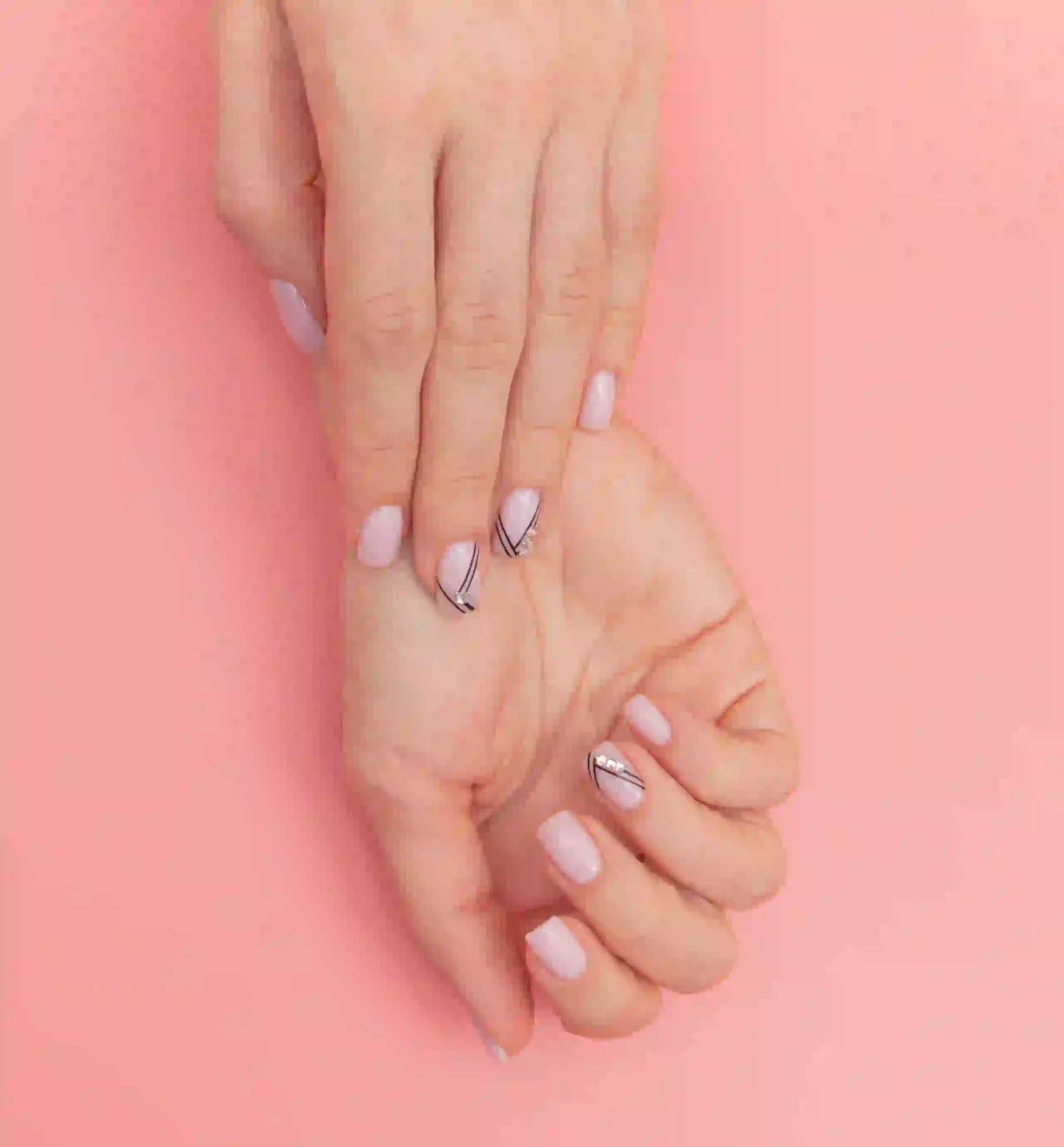 Nail extensions & art